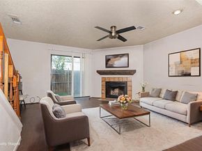 724 W Collins Street , Denton Texas 76201