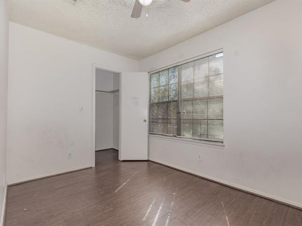 724 W Collins Street , Denton Texas 76201