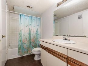 724 W Collins Street , Denton Texas 76201