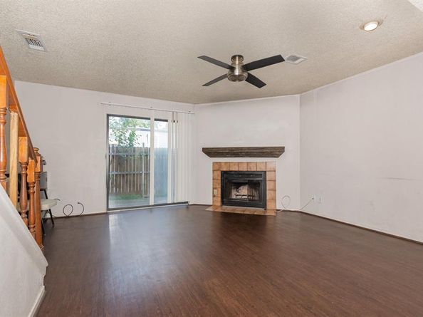 724 W Collins Street , Denton Texas 76201