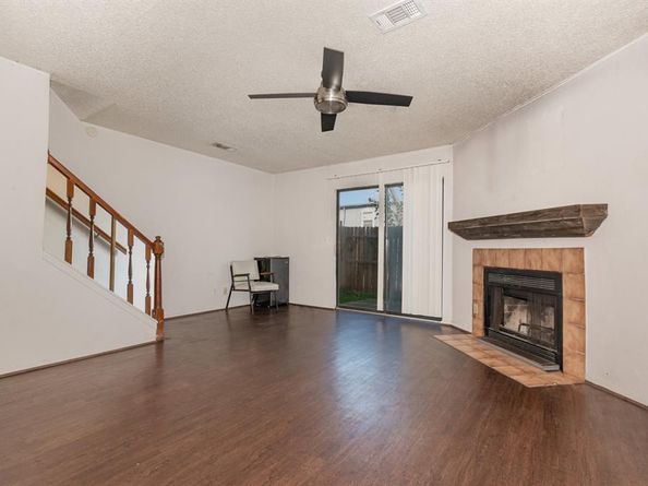 724 W Collins Street , Denton Texas 76201