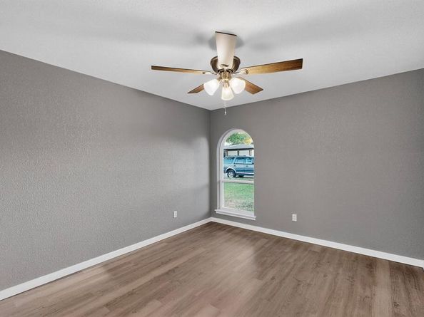 6325  Llano Drive , Edgecliff Village Texas 76134