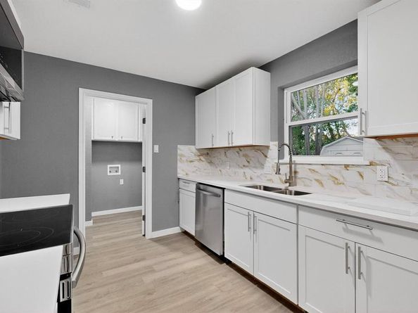 6325  Llano Drive , Edgecliff Village Texas 76134