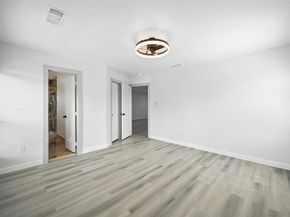 934  Elwood Road , Irving Texas 75061