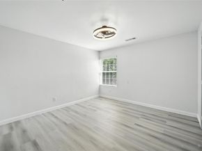 934  Elwood Road , Irving Texas 75061