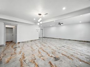 934  Elwood Road , Irving Texas 75061