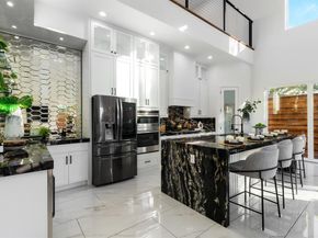 3351  Sylvan Avenue , Dallas Texas 75212