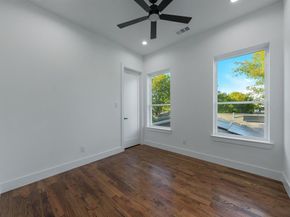 3351  Sylvan Avenue , Dallas Texas 75212