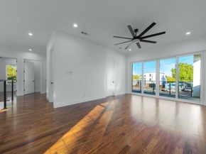 3351  Sylvan Avenue , Dallas Texas 75212