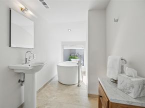 4127  Buena Vista Street , Dallas Texas 75204