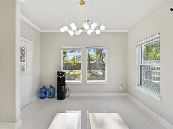 2915  Ames Road , Lancaster Texas 75134