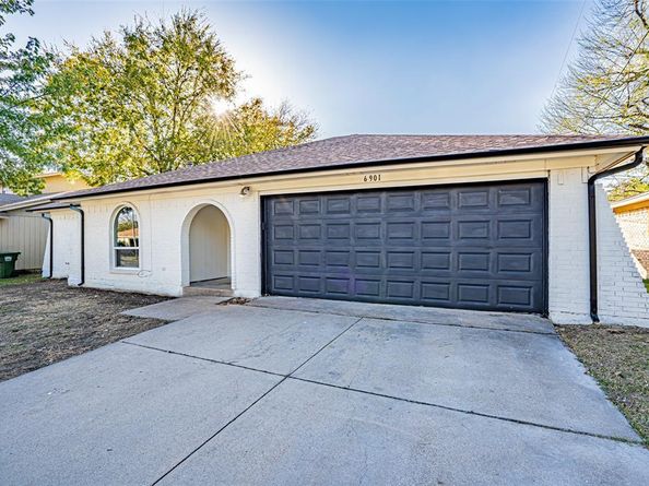 6901  Bennington Drive , Watauga Texas 76148