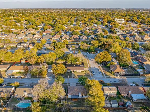 6901  Bennington Drive , Watauga Texas 76148