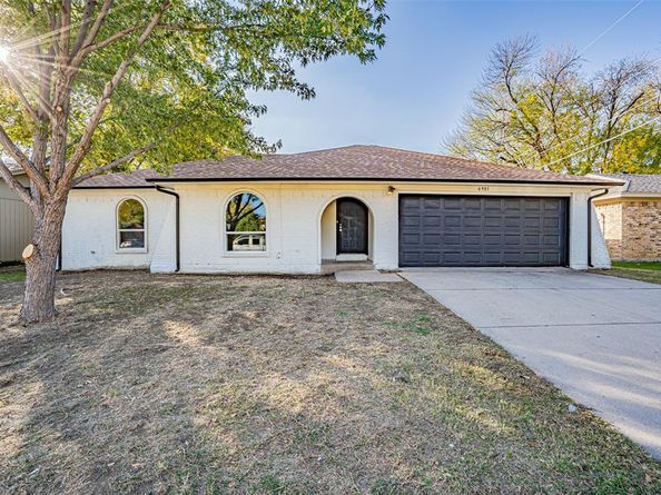 6901  Bennington Drive , Watauga Texas 76148