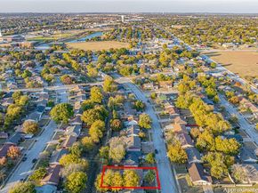 6901  Bennington Drive , Watauga Texas 76148