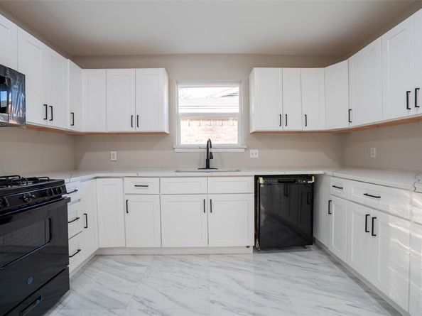 6901  Bennington Drive , Watauga Texas 76148