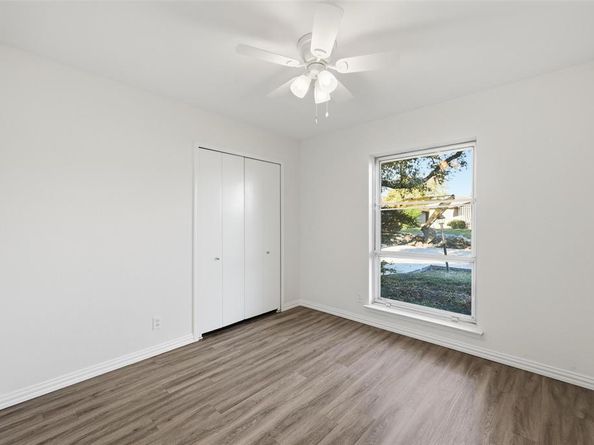 1006  Tahoe Drive , Garland Texas 75043