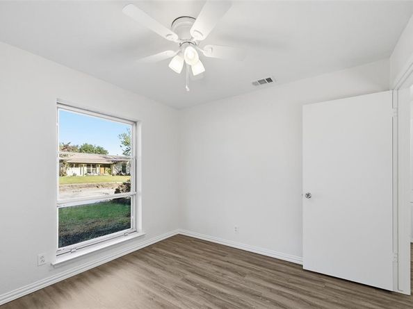 1006  Tahoe Drive , Garland Texas 75043