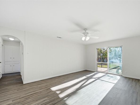 1006  Tahoe Drive , Garland Texas 75043