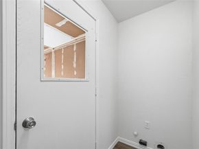 1006  Tahoe Drive , Garland Texas 75043