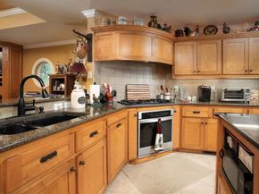 1801 W Holiday  , Fate Texas 75087