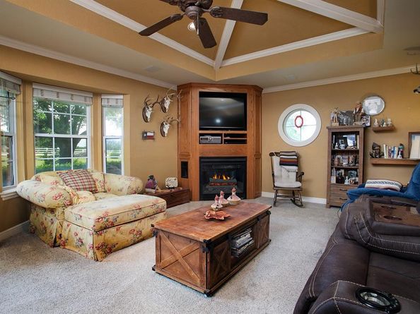 1801 W Holiday  , Fate Texas 75087