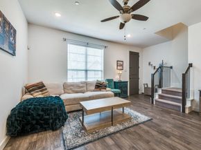 532  Ballustrade Drive , Irving Texas 75039