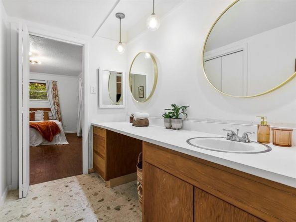 5651  Woodway Drive , Fort Worth Texas 76133