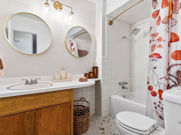 5651  Woodway Drive , Fort Worth Texas 76133