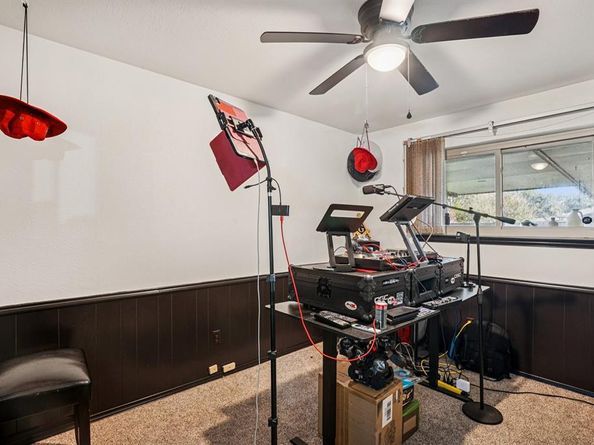 1048  Sherod Drive , DeSoto Texas 75115