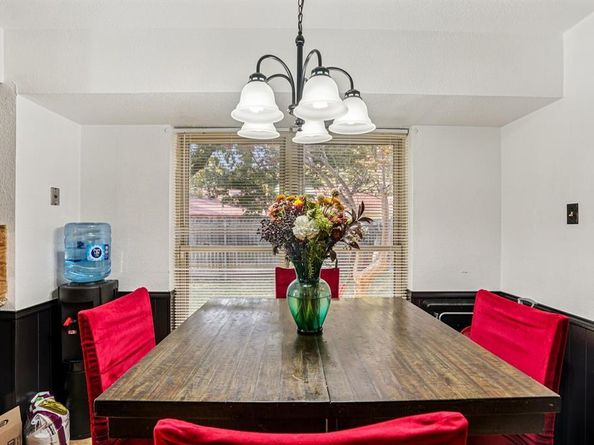 1048  Sherod Drive , DeSoto Texas 75115