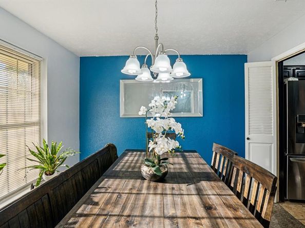 1048  Sherod Drive , DeSoto Texas 75115