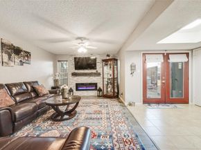 527  Towne House Lane , Richardson Texas 75081