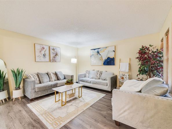 527  Towne House Lane , Richardson Texas 75081