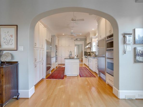 1620  Western Avenue , Fort Worth Texas 76107