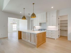 8118  Luanna Hills  , Benbrook Texas 76126