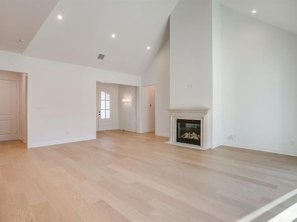 8118  Luanna Hills  , Benbrook Texas 76126