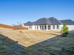 8118  Luanna Hills  , Benbrook Texas 76126