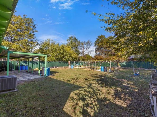 4805  Ira Street , Haltom City Texas 76117