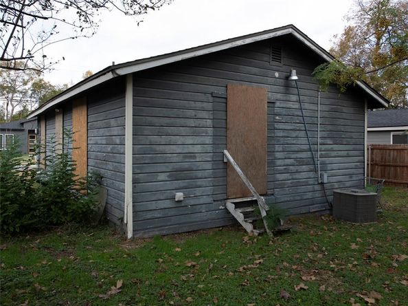 3818  Penelope Street , Dallas Texas 75210