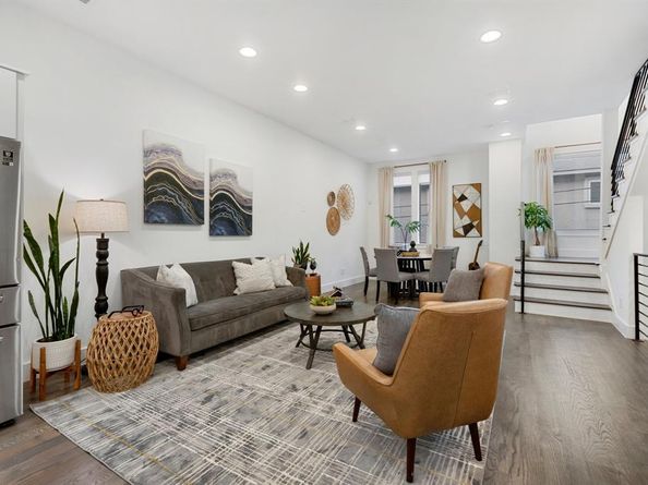 1920  Dowgate Court , Dallas Texas 75204