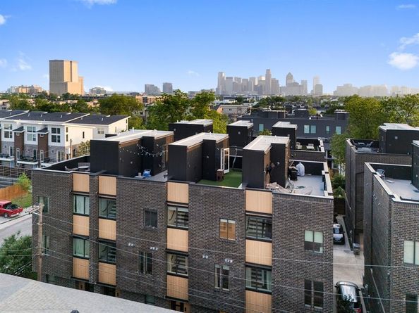 1920  Dowgate Court , Dallas Texas 75204