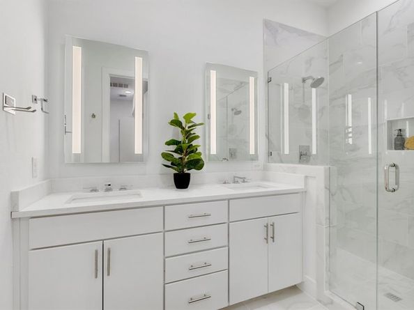 1920  Dowgate Court , Dallas Texas 75204