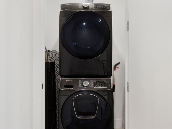 1920  Dowgate Court , Dallas Texas 75204