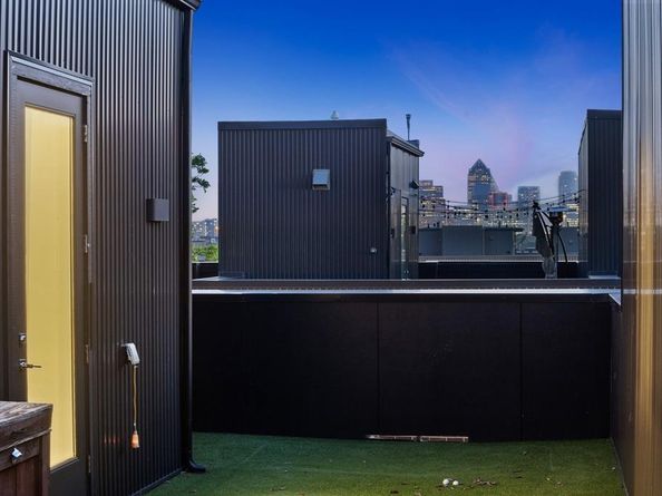 1920  Dowgate Court , Dallas Texas 75204