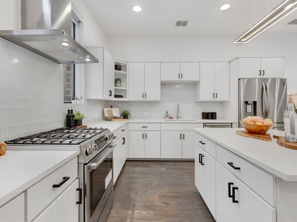 1920  Dowgate Court , Dallas Texas 75204