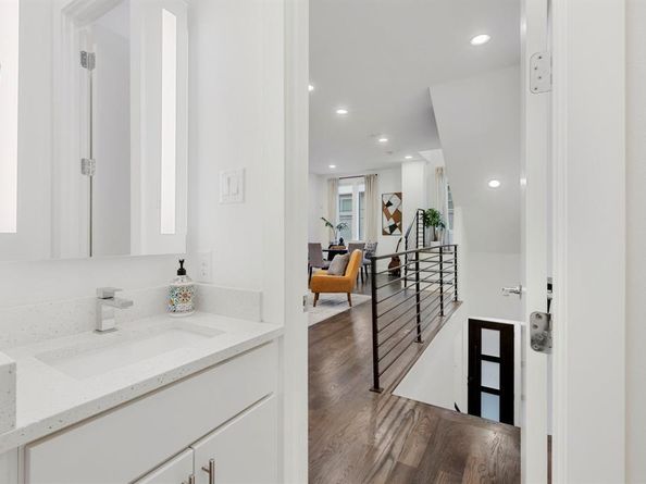 1920  Dowgate Court , Dallas Texas 75204