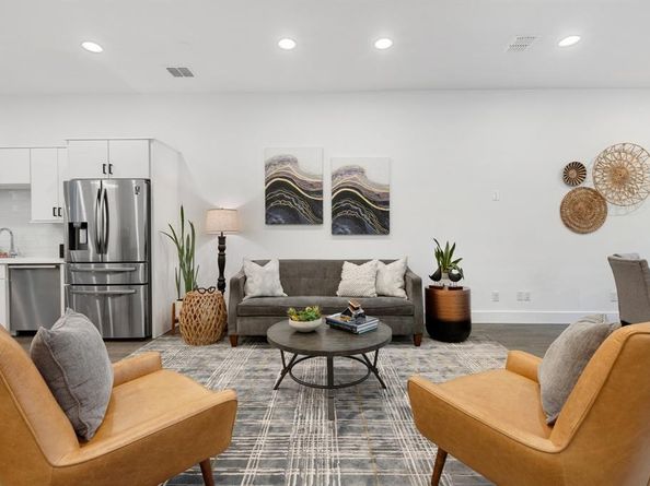 1920  Dowgate Court , Dallas Texas 75204