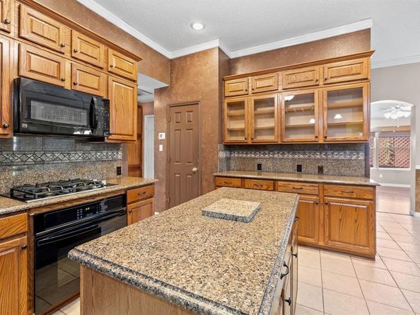 2602  Logan Drive , Mansfield Texas 76063