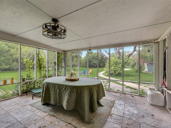 1809 N Trinity Road , Denton Texas 76208